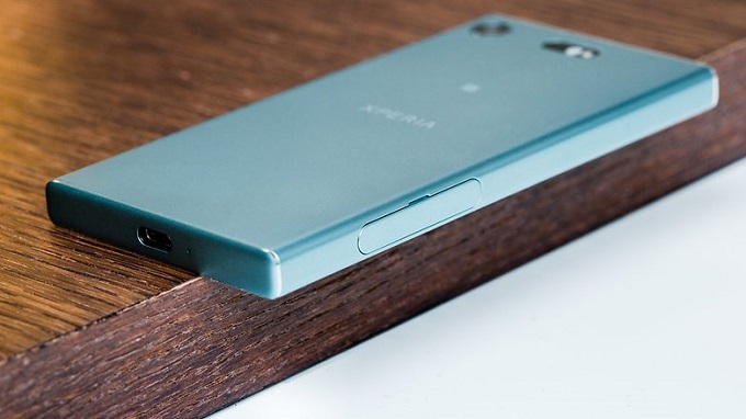 canh-trai-sony-xperia-xz1-compact-duchuymobile