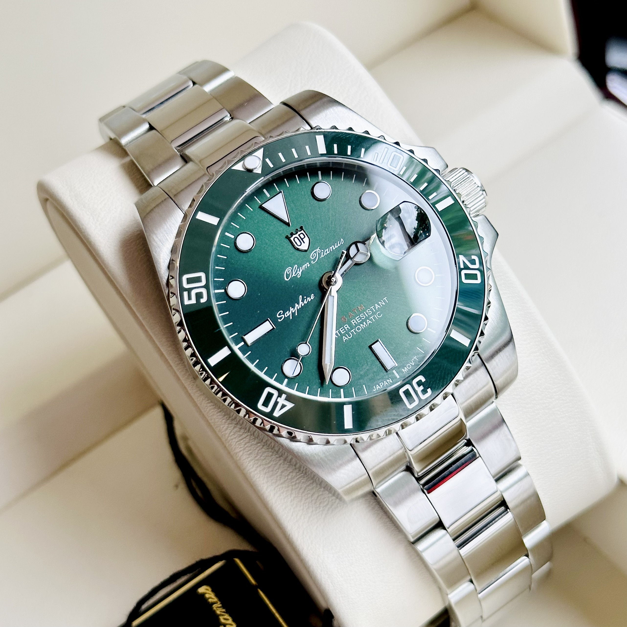 z3893450737510_817e8252afa54fca8dff406e450db980