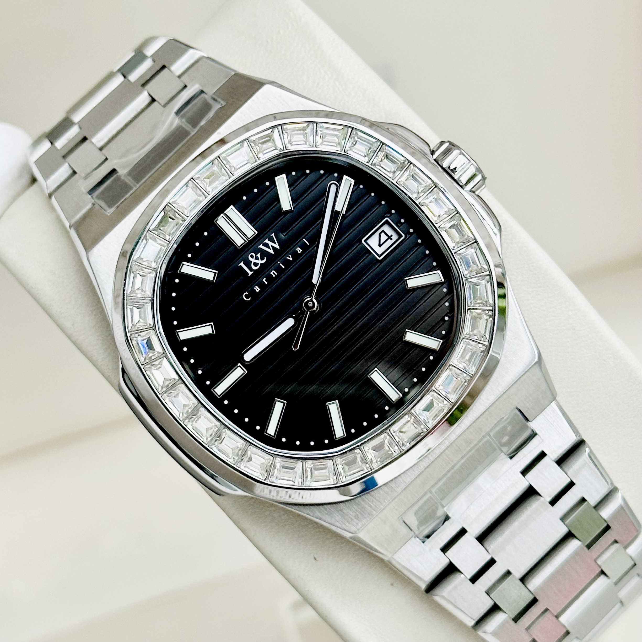 z4565571402440_5b5b31aa8c5b536a55f49a08876260bb