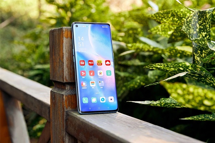 tren-tay-OPPO-Reno5-Pro-4