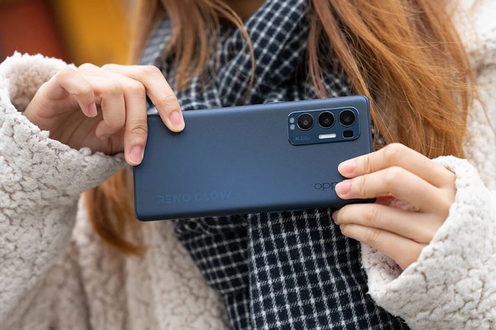 tren-tay-OPPO-Reno5-Pro-Plus-1