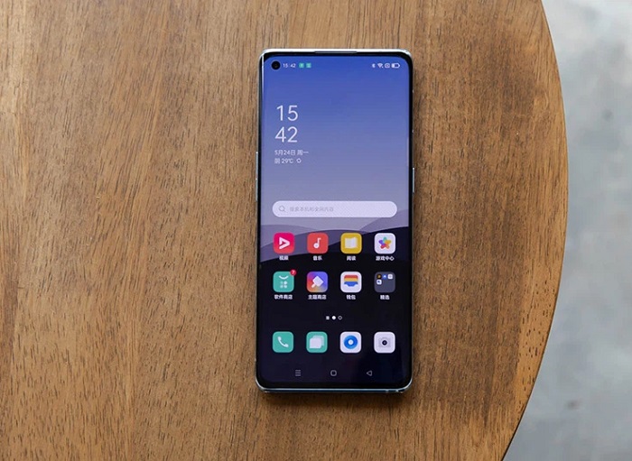 tren-tay-Oppo-Reno6-Pro-6