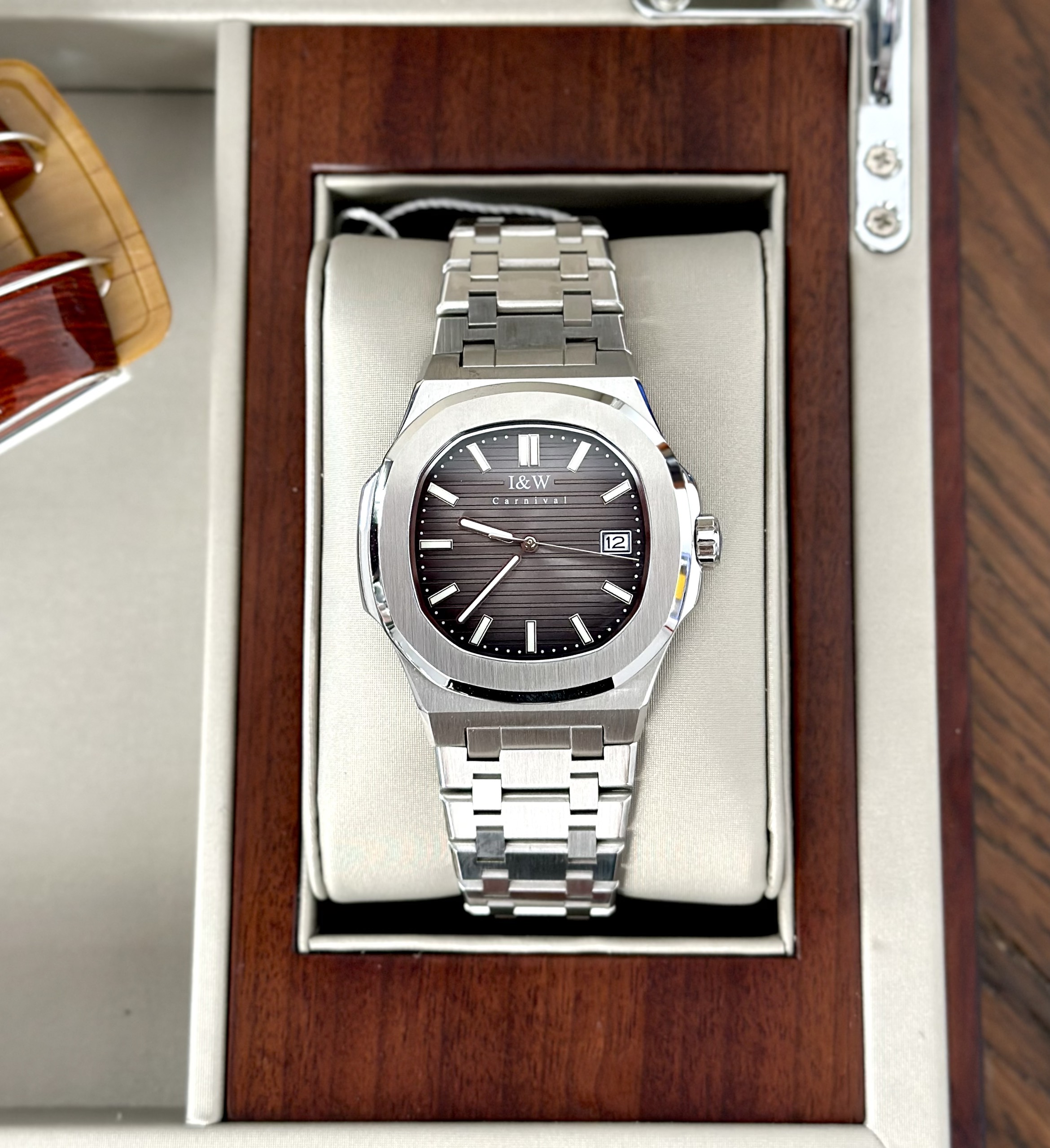 ĐỒNG HỒ NAM I&W Carnival 721G Gray - Viền Bạc Trơn - Dây Thép - Automatic - Kính Sapphire