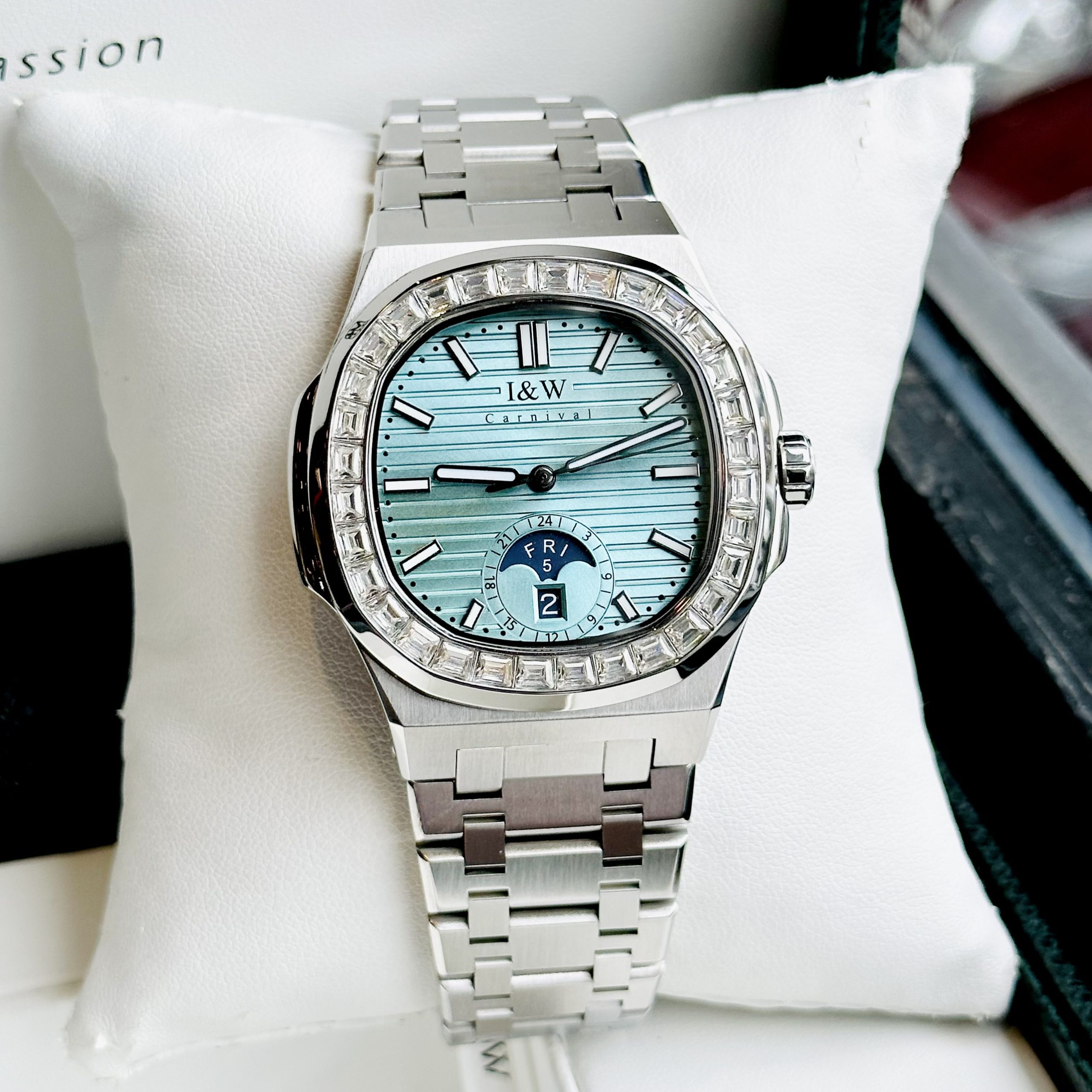 ĐỒNG HỒ NAM I&W Carnival 735G TIFFANY - Viền Đá - Dây Thép - Automatic - Kính Sapphire