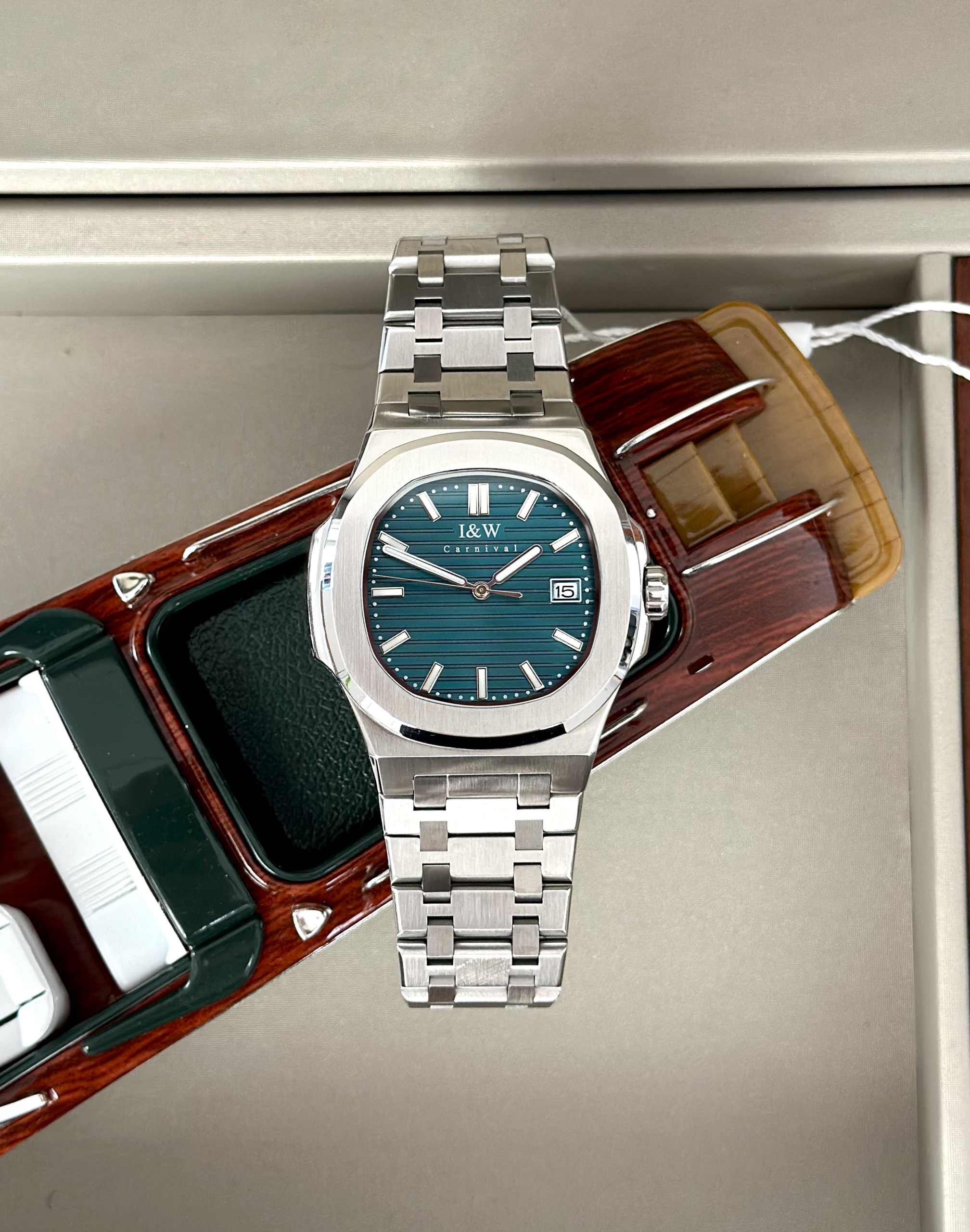 ĐỒNG HỒ NAM I&W Carnival 721G Emerald Green - Viền Bạc Trơn - Dây Thép - Automatic - Kính Sapphire