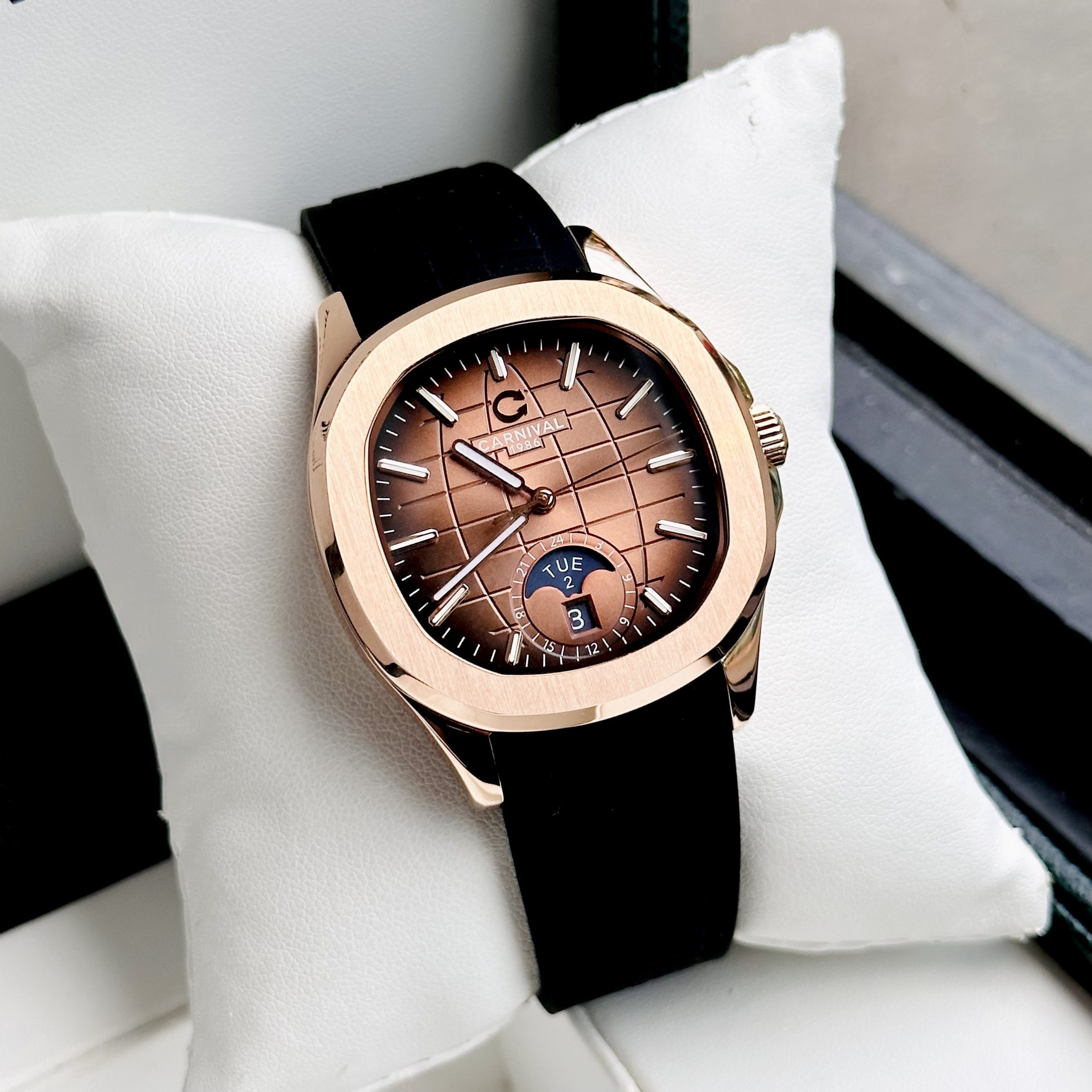 ĐỒNG HỒ NAM Carnival Aquanus 8113G - Mặt Gold - Dây Cao Su - Automatic - Kính Sapphire