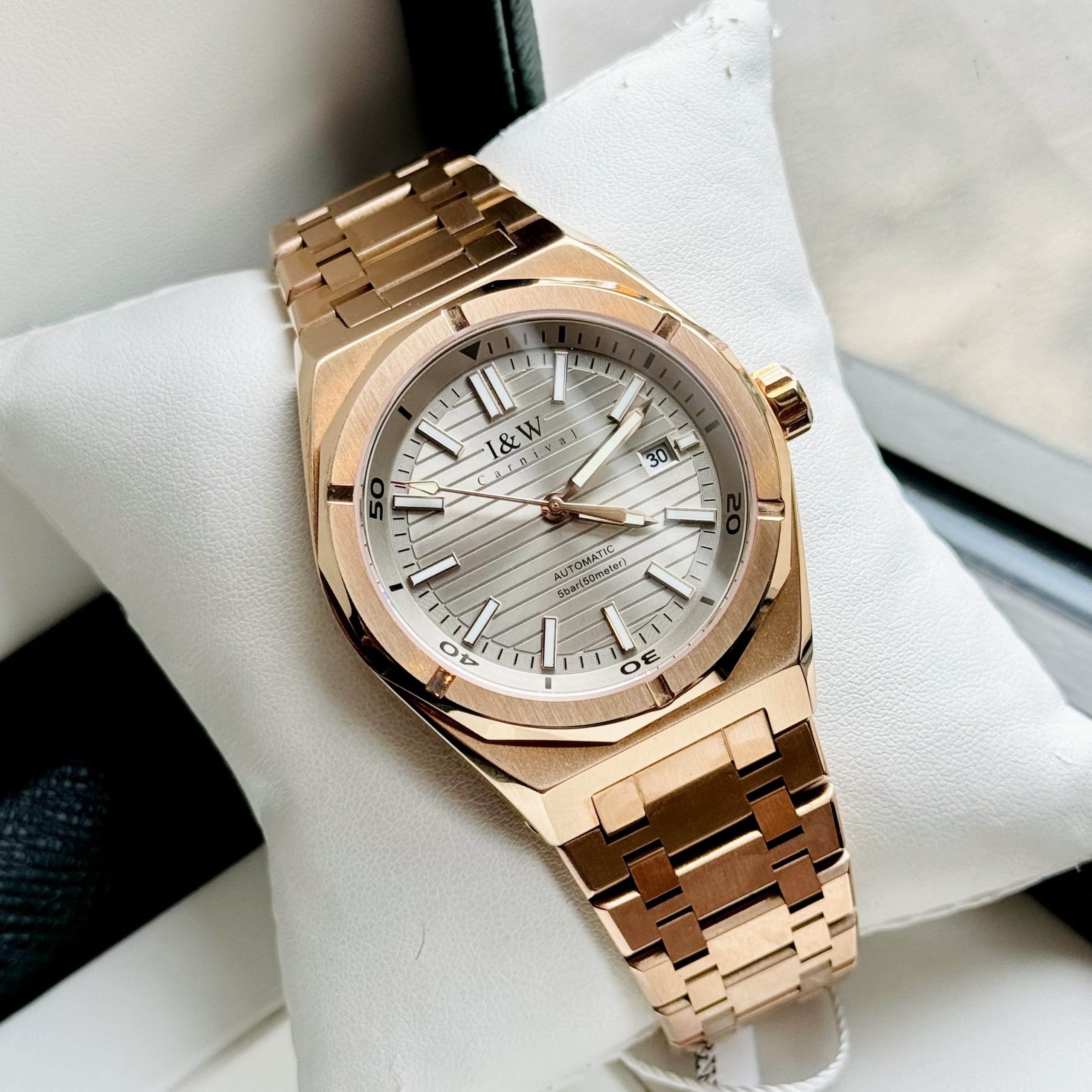 ĐỒNG HỒ NAM I&W Carnival 711G - Mặt Gray - Viền Vàng Trơn - Dây Thép Gold - Automatic - Kính Sapphire
