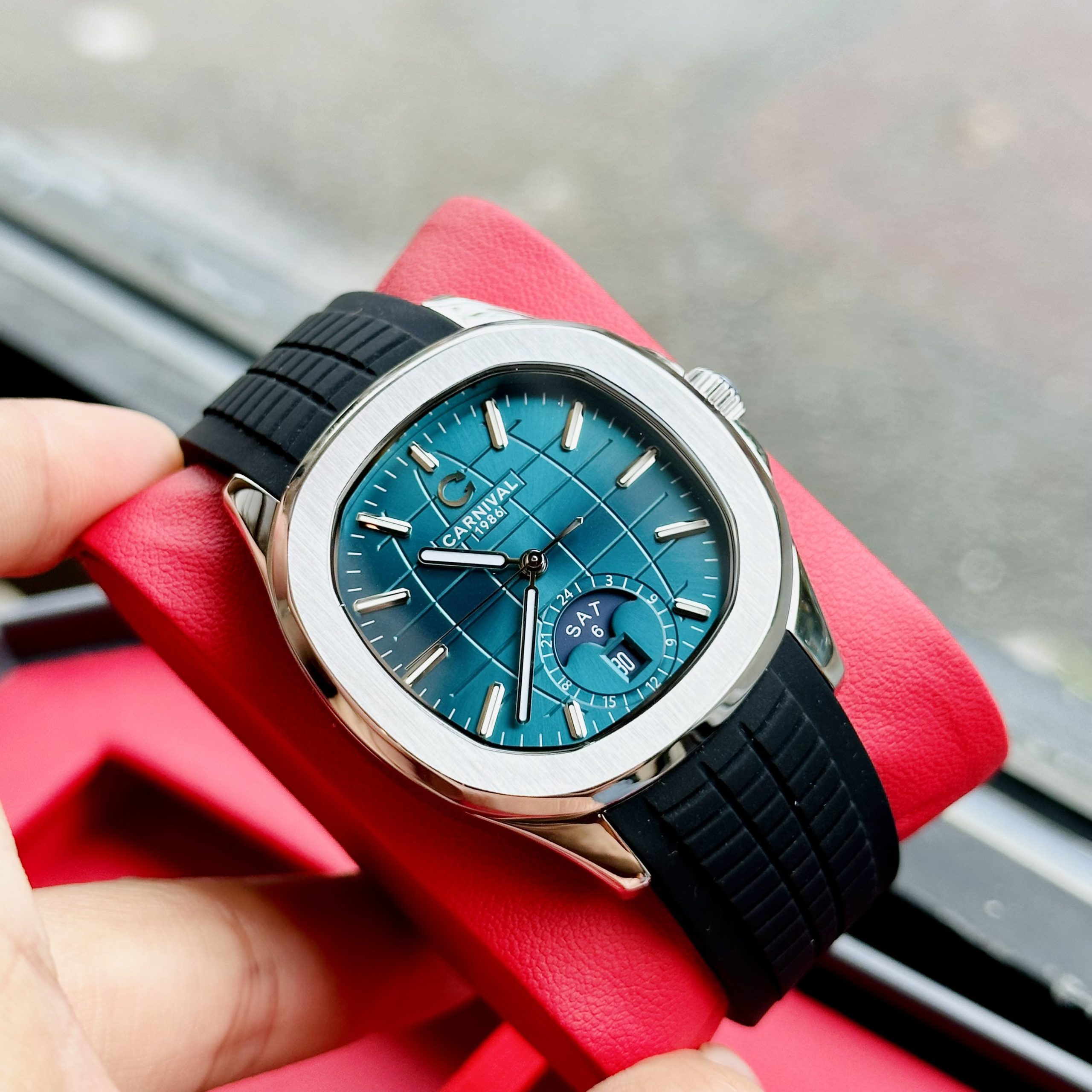 ĐỒNG HỒ NAM Carnival Aquanus 8113G - Mặt Green - Viền Bạc - Dây Cao Su - Automatic - Kính Sapphire