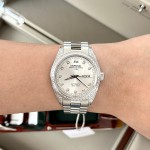 ĐỒNG HỒ NAM CARNIVAL 8907G-VT-T - Size 40mm – Dây Thép – Automatic- Kính Sapphire — ảnh 4
