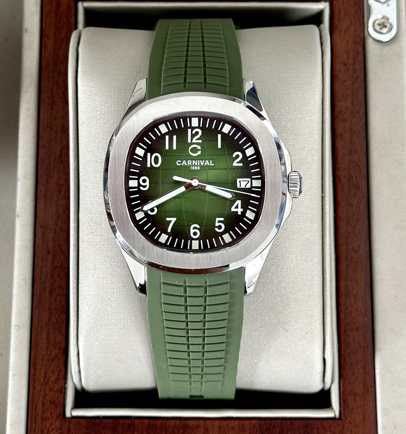 ĐỒNG HỒ NAM CARNIVAL 722G - Green - Size 40mm – Automatic- Kính Sapphire