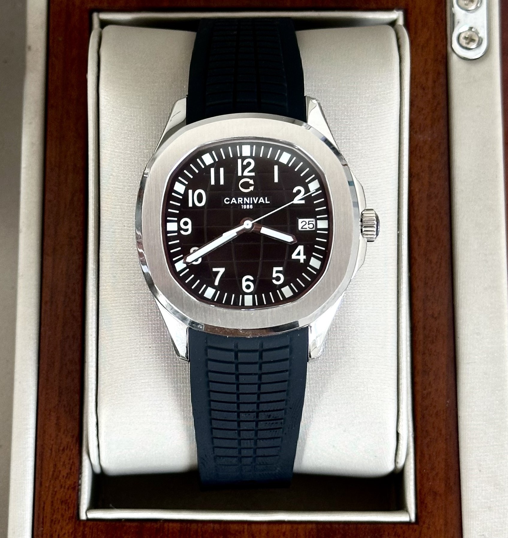 ĐỒNG HỒ NAM CARNIVAL 722G - Black - Size 40mm – Automatic- Kính Sapphire