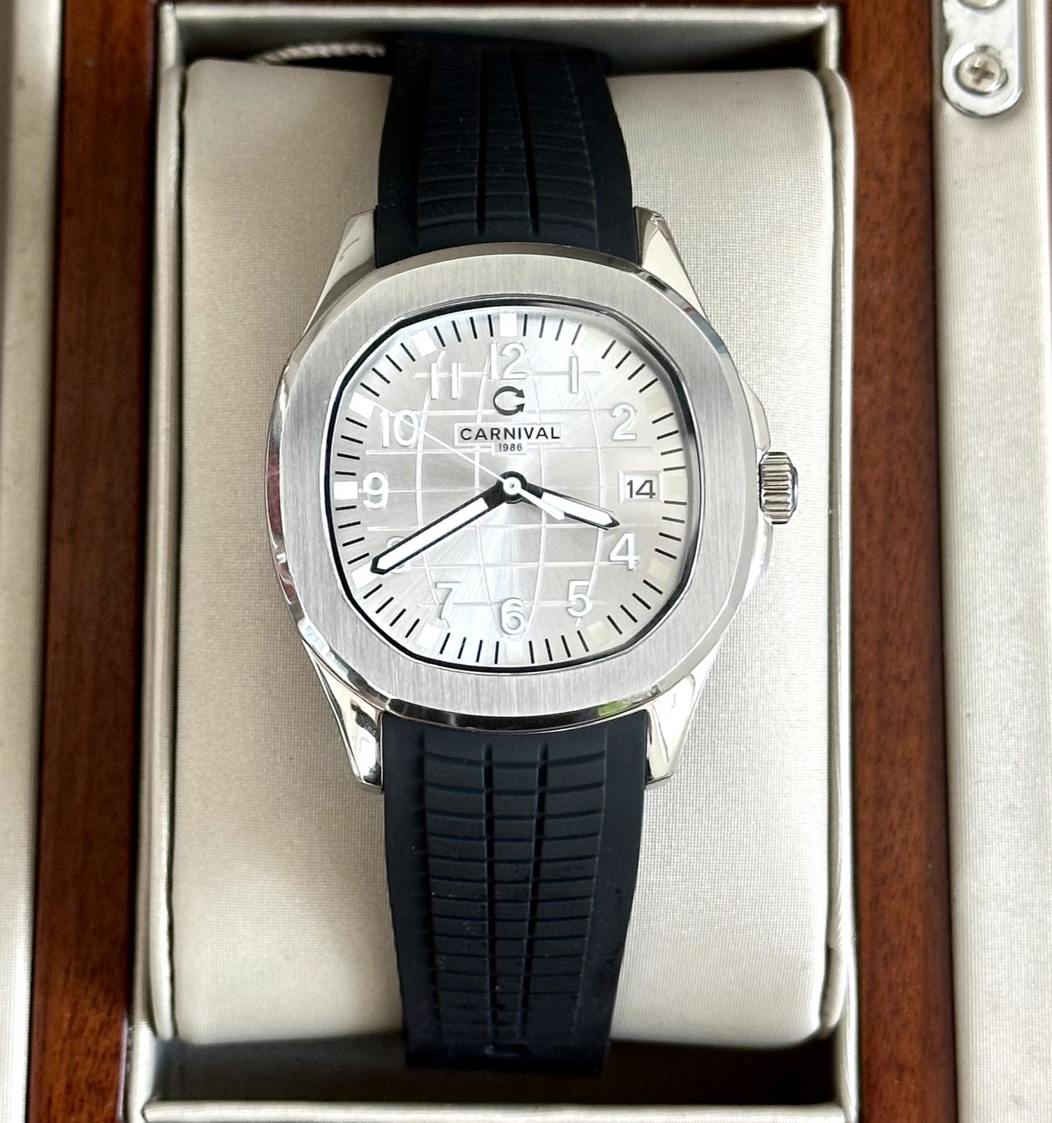 ĐỒNG HỒ NAM CARNIVAL 722G - White - Size 40mm – Automatic- Kính Sapphire