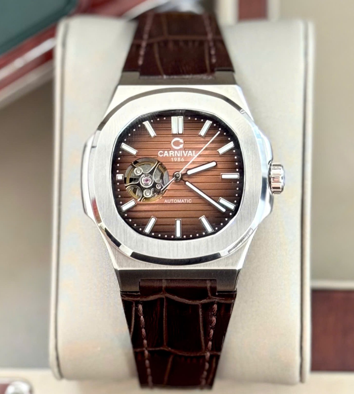 ĐỒNG HỒ NAM Carnival 8128G - Dây Da - Mặt Nâu Open Heart - Viền Trắng Trơn - Automatic - Kính Sapphire