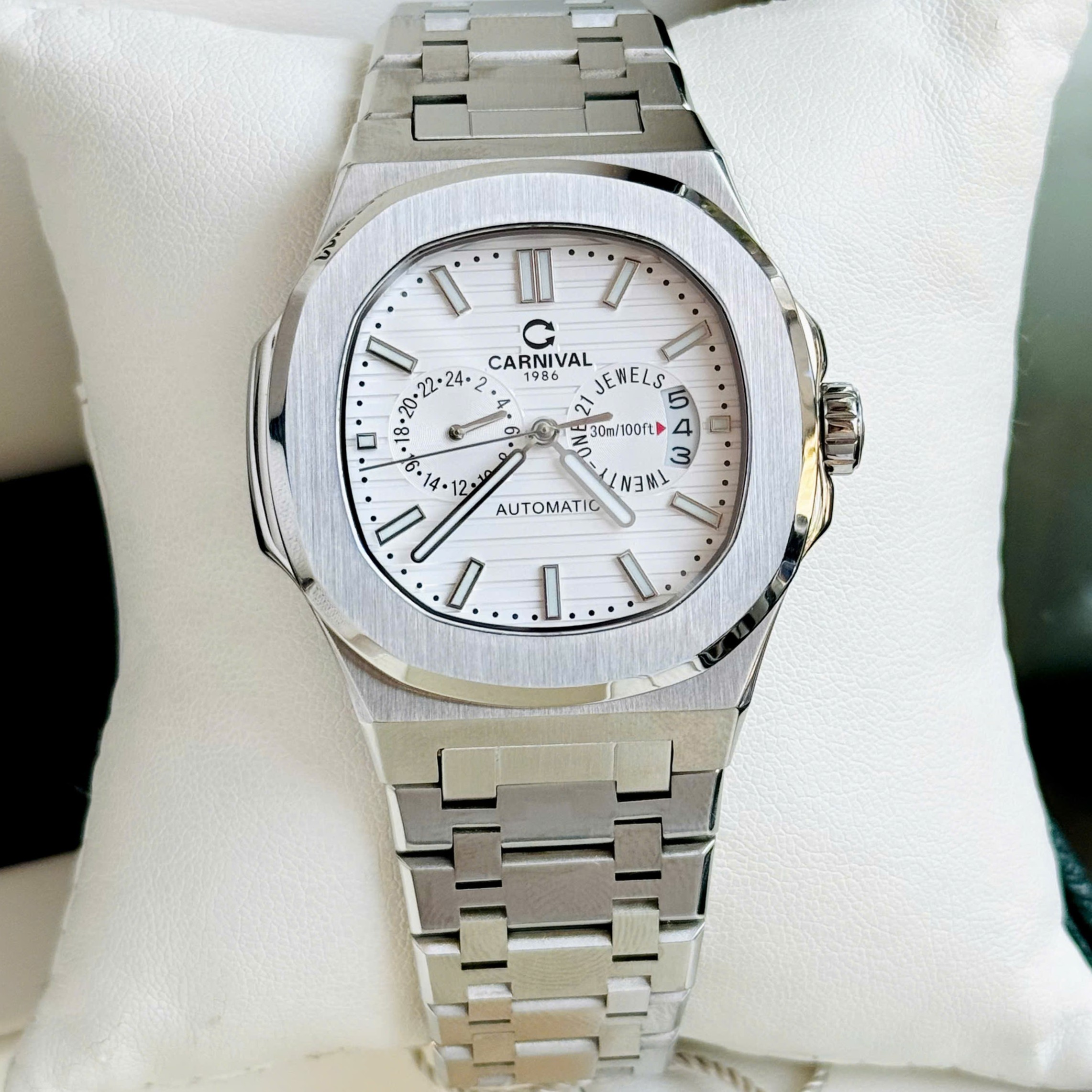 ĐỒNG HỒ NAM Carnival 8158G-VT-D -Dây Thép - Mặt Trắng - Automatic - Kính Sapphire