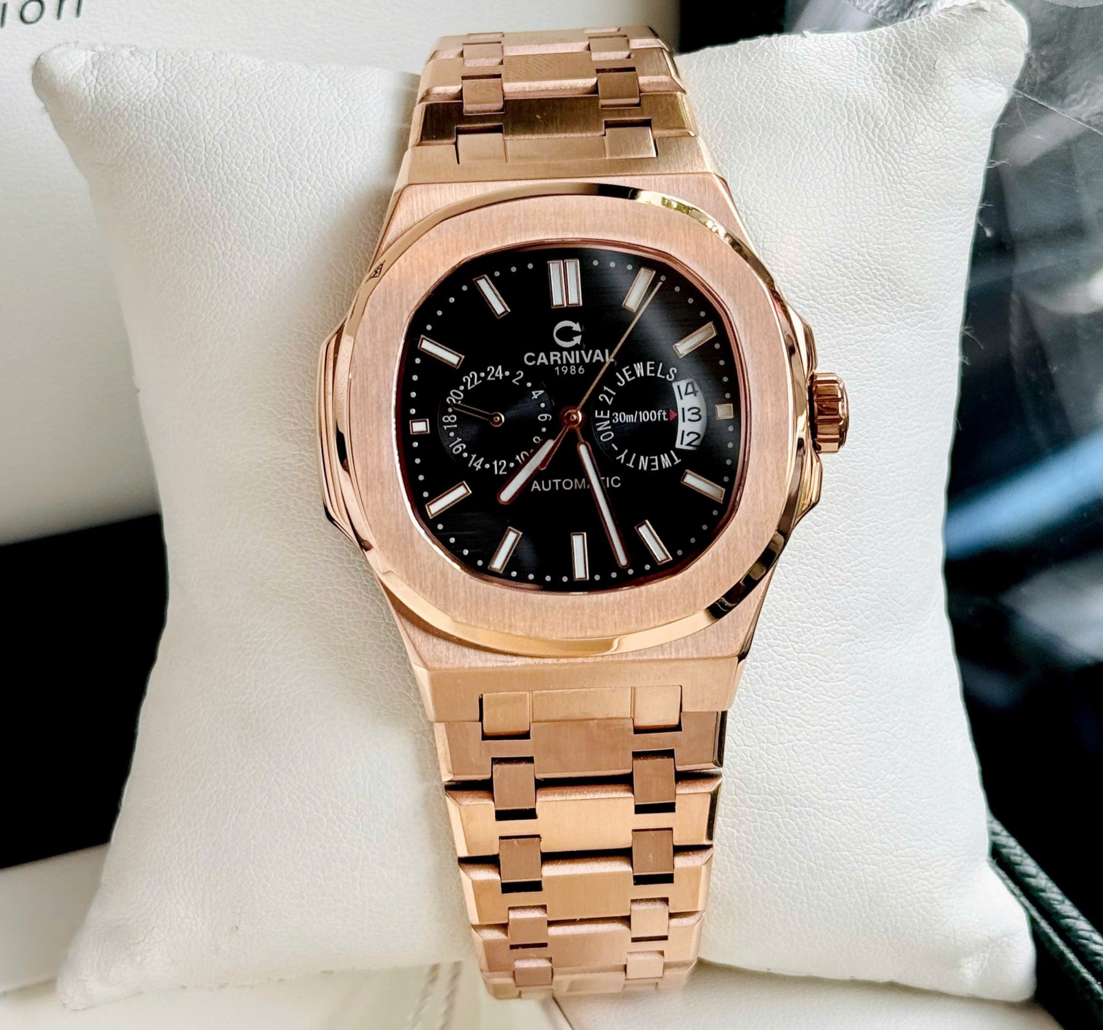 ĐỒNG HỒ NAM Carnival 8158G-VH-D-Dây Thép - Mặt Đen - Automatic - Kính Sapphire