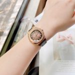 ĐỒNG HỒ Nữ Carnival 8161L- Mặt Xanh -Dây Da Viền Vàng- Pin - Kính Sapphire — ảnh 10