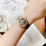 ĐỒNG HỒ Nữ Carnival 8161L- Mặt Xanh -Dây Da Viền Vàng- Pin - Kính Sapphire — ảnh 5