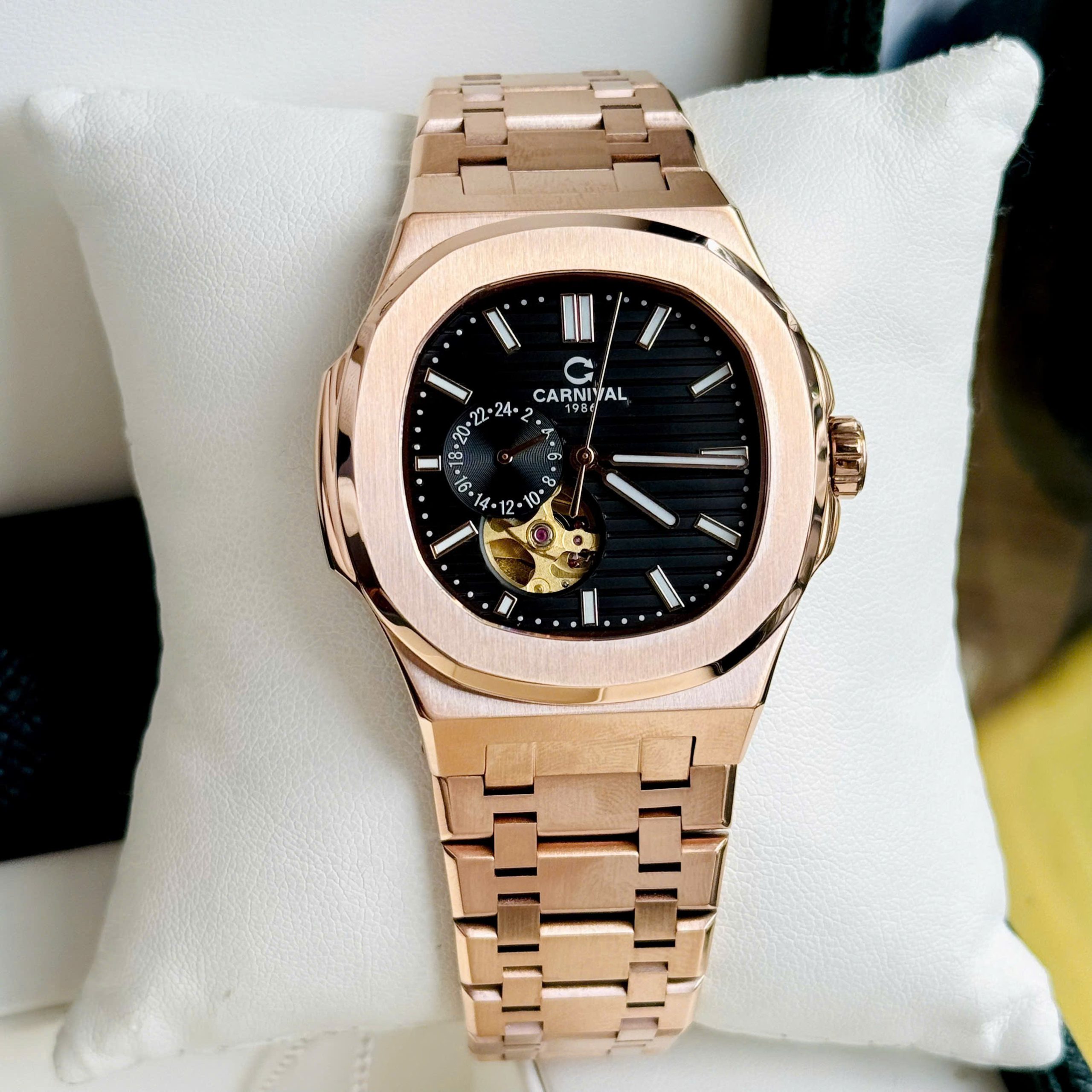 ĐỒNG HỒ NAM Carnival 8159G - Dây Thép Vàng - Đen Open Heart - Automatic - Kính Sapphire