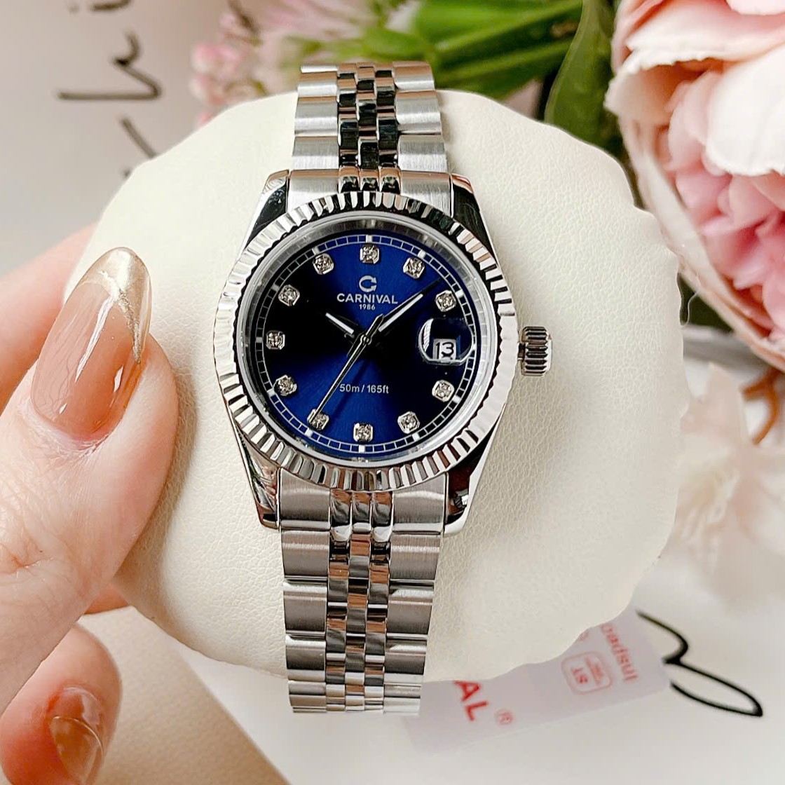 ĐỒNG HỒ Nữ Carnival 8131L-VT-X-Mặt Xanh - Dây Thép Bạc - Pin - Kính Sapphire