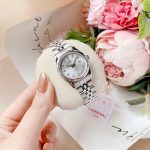 ĐỒNG HỒ Nữ Carnival 8131L-VT-T-Mặt Bạc - Dây Thép Bạc - Pin - Kính Sapphire — ảnh 4
