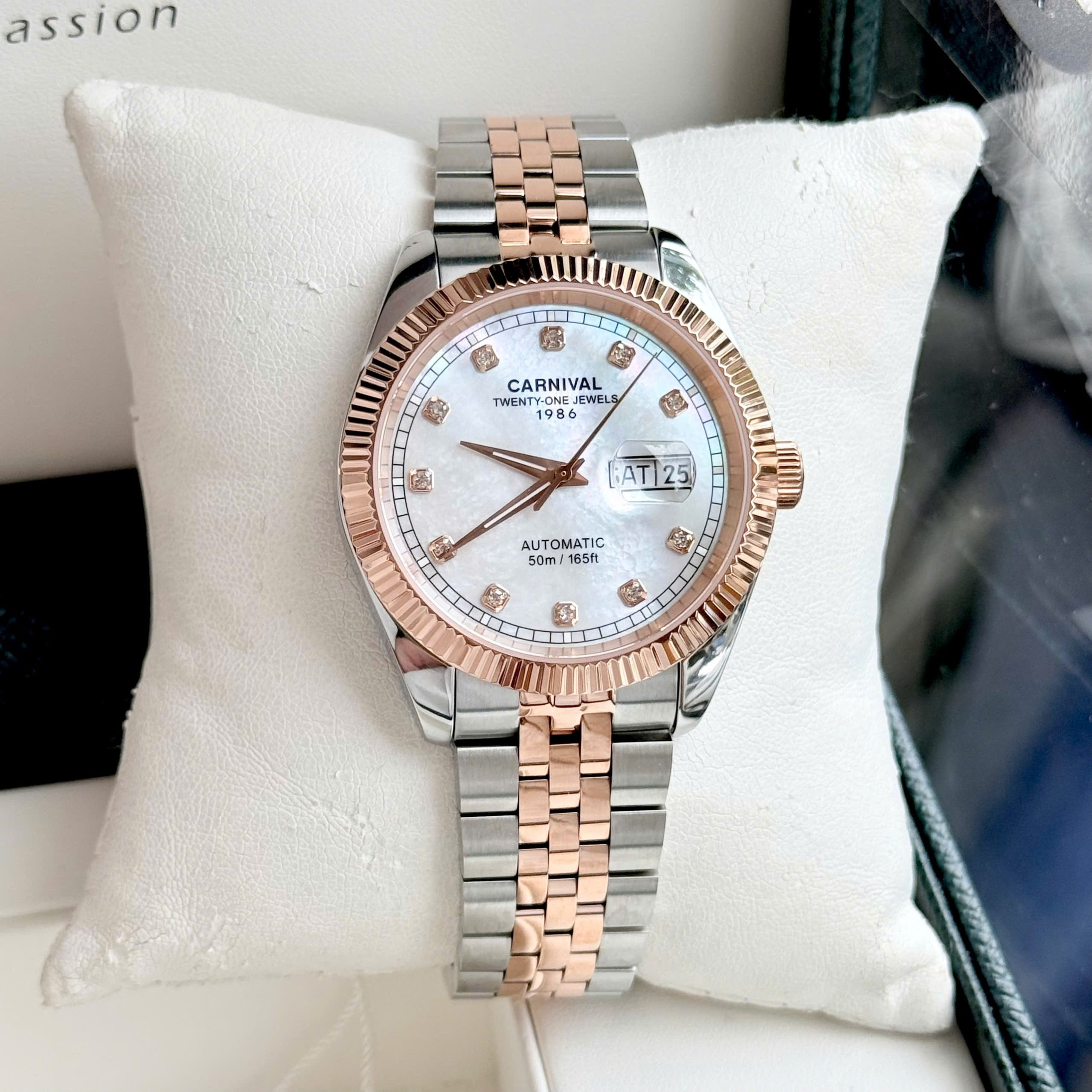 Đồng Hồ Nam Carnival 8131G  Dây Thép Demi - Mặt Xà Cừ Bạc - Automatic - Kính Sapphire
