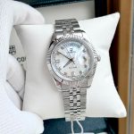 Đồng Hồ Nam Carnival 8190G-VT-TK DAYDATE-Thép Bạc-Mặt Xà Cừ Trắng-Pin-Kính Sapphire — ảnh 7