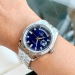 Đồng Hồ Nam Carnival 8190G-VT-X DAYDATE-Thép Bạc-Mặt Xanh-Pin-Kính Sapphire — ảnh 3