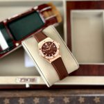 Đồng Hồ Nữ Carnival 8168L2-VH-DCS-N-Viền Vàng Hồng-Dây Cao Su-Mặt Nâu-Pin-Kính Sapphire — ảnh 6
