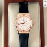 Đồng Hồ Nữ Carnival 8168L2-VH-DCS-T-Viền Vàng Hồng-Dây Cao Su-Mặt Trắng-Pin-Kính Sapphire — ảnh 1