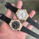 Đồng Hồ Nữ Carnival 8173L2-VV-DCS-T-Viền Vàng-Dây Cao Su-Mặt Trắng-Pin-Kính Sapphire — ảnh 2