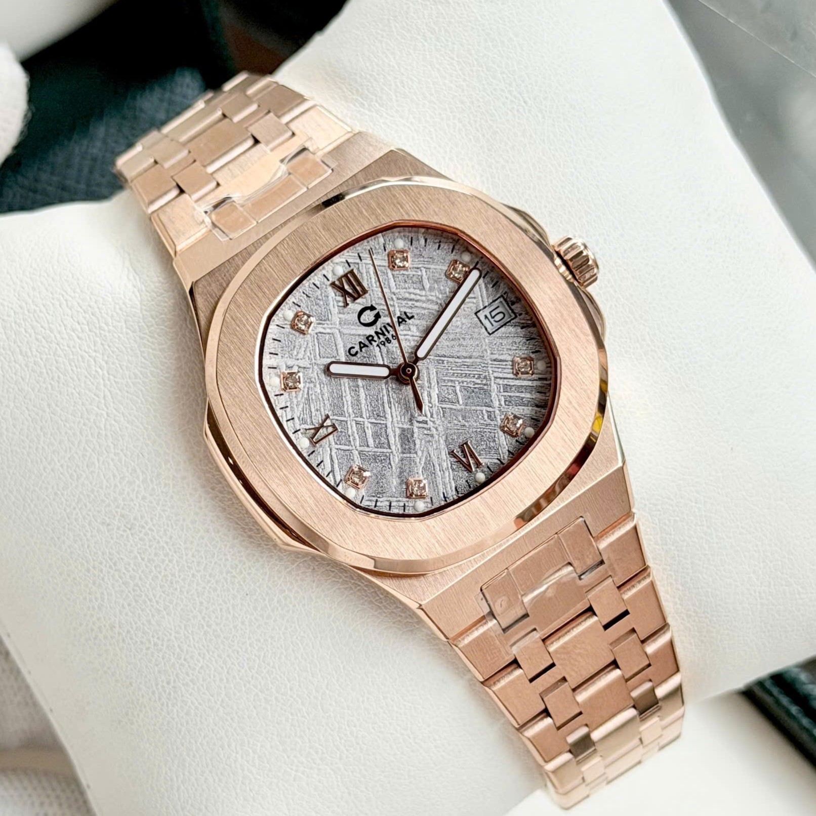 ĐỒNG HỒ Nữ Carnival 8160L-VH-TT-Vân Thiên Thạch -Dây Thép-Pin-Kính Sapphire