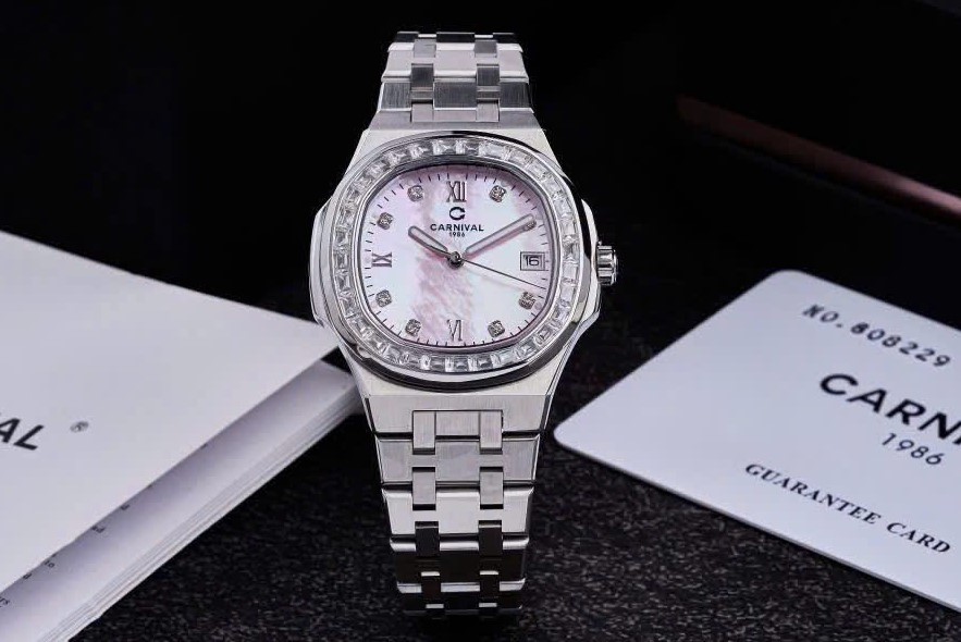 ĐỒNG HỒ Nữ Carnival 8160L2-VT-HK-Dây Thép - Pin - Kính Sapphire